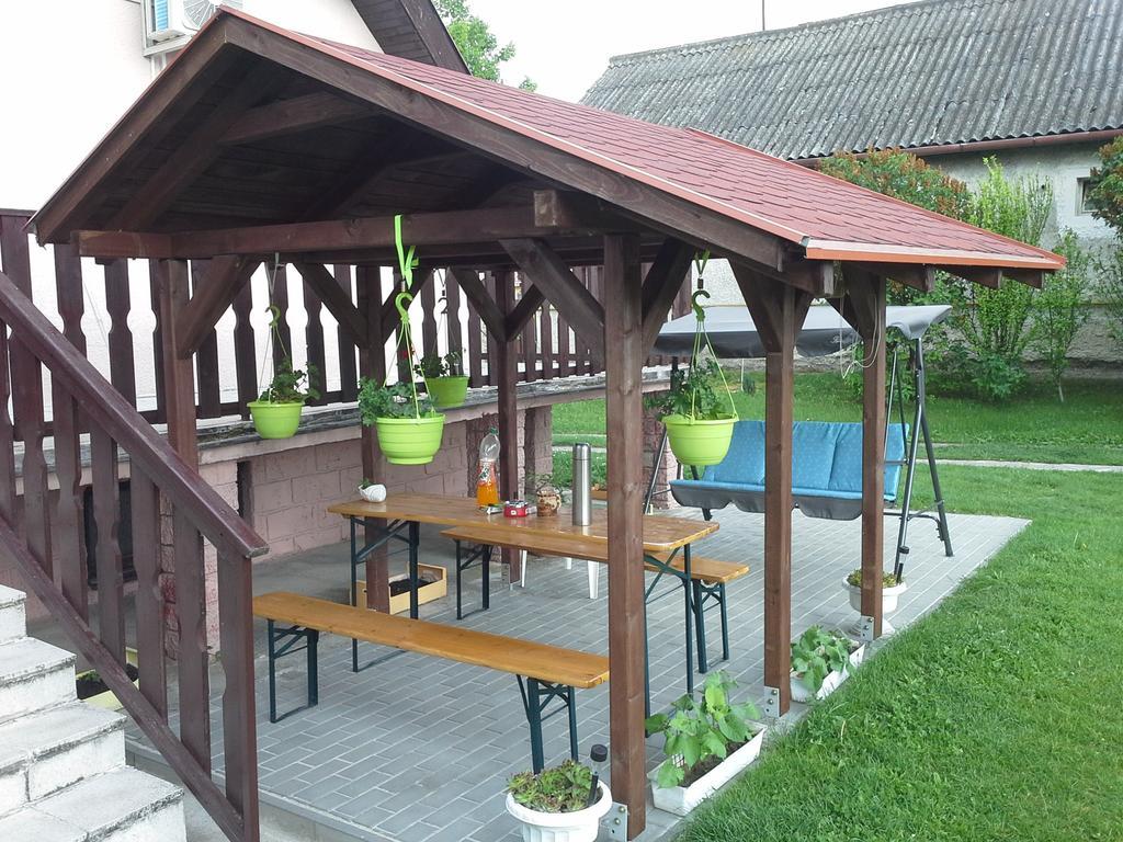 Апартаменты Utulny Privat Вельки-Медер Экстерьер фото